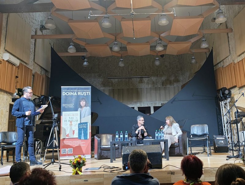 Ploiești: The Tour of the Five Stories, an Introduction to the Novel Bulgarian Nose - Doina Ruști
